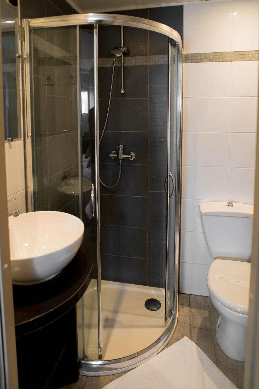 Top Motel Істр Екстер'єр фото